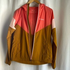 Cotopaxi jacket - Size small - Ultra light